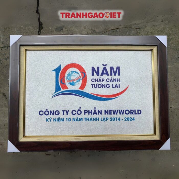 Tranh Gạo Logo Công Ty Cổ Phần New World