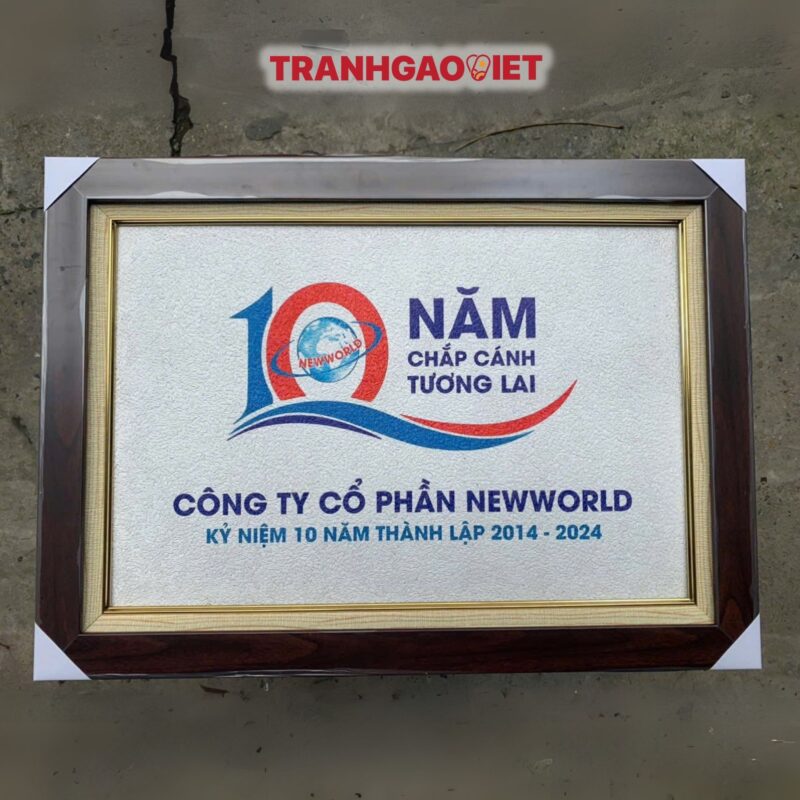 Tranh Gạo Logo Công Ty Cổ Phần New World
