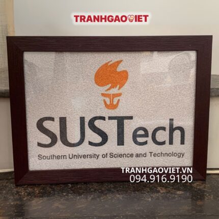 Tranh Gạo Logo Sustech